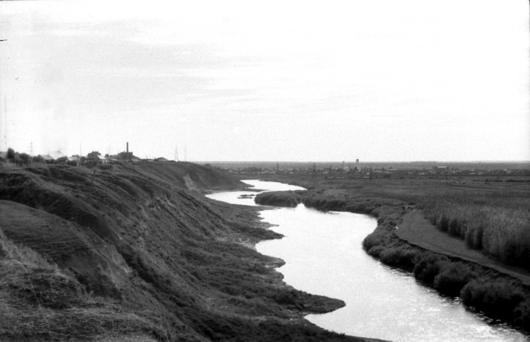 Берег Ишима в районе Городской больницы №3