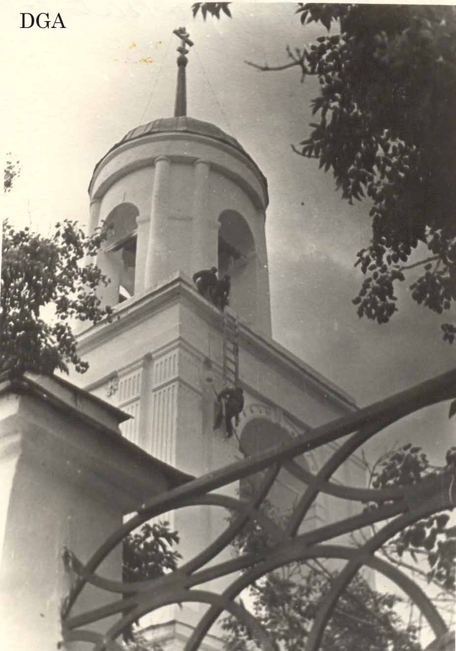 Храм